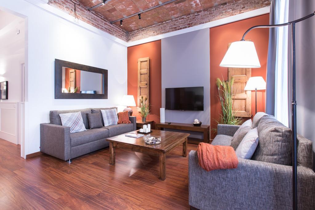 Serennia Apartamentos Ramblas - Placa Catalunya, Barcelona